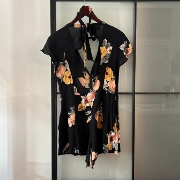 Urban Outfitters Black Floral Romper Playsuit Indie Fairycore Coquette, Size M - Picture 2 of 6